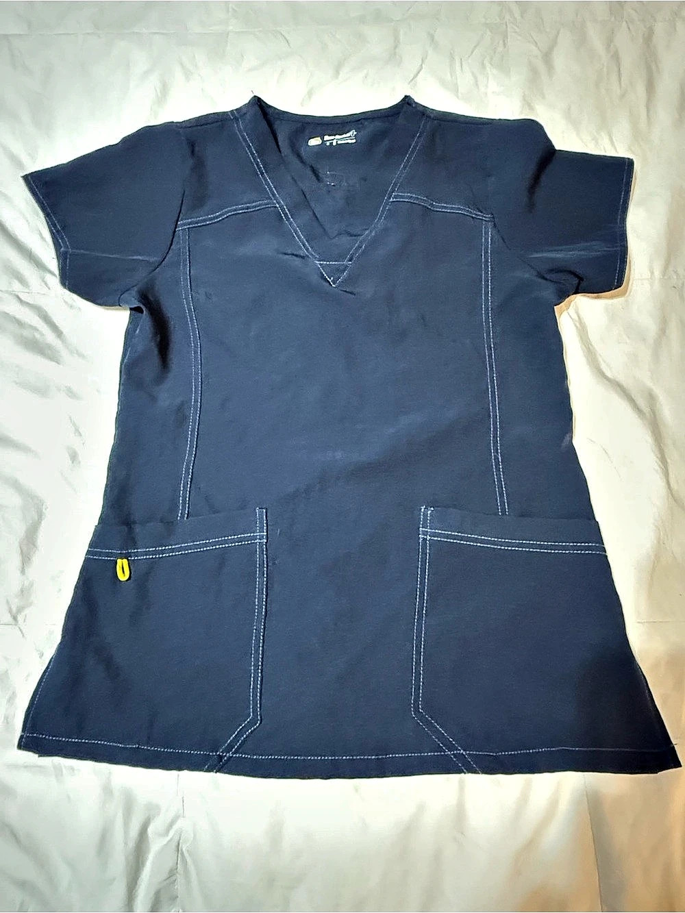 Four Stretch Short Sleeve Scrub Top in navy Blue Size Small Wonderwink